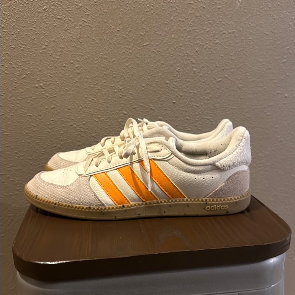 Adidas Women’s Sneakers - White and Orange Stripes